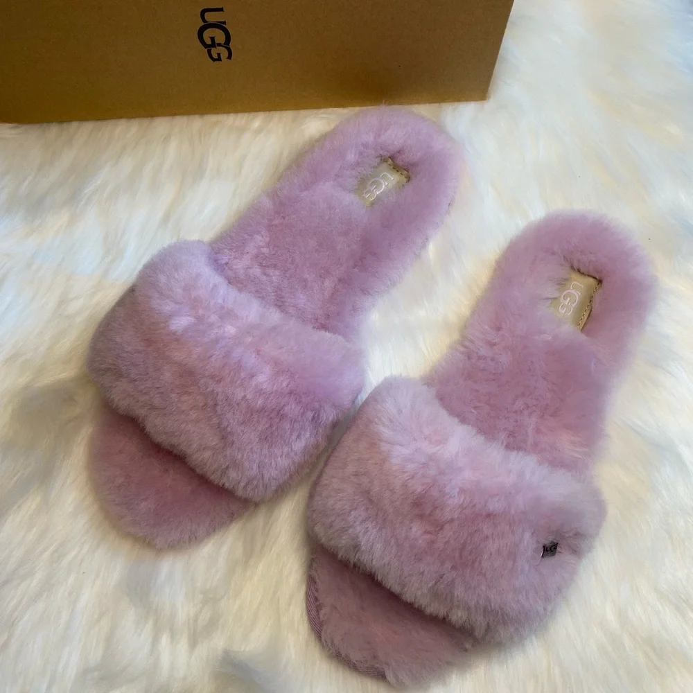 UGG Fluff Slide Slippers Women's Size 9 Cozy Shoes Pink New